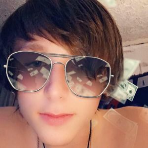 Meet your Posher, Tyler